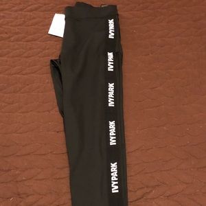 Ivy Park logo leggings